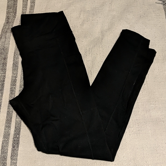 Like New Workout Leggings - Picture 1 of 4